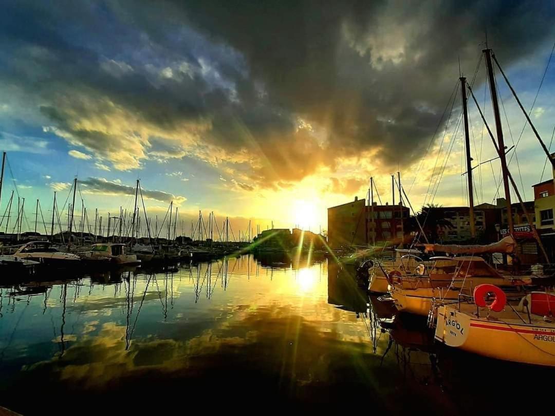 Cap D'Agde Port Lano T2 Clim, Piscine, Tennis Et Parking Exteriér fotografie