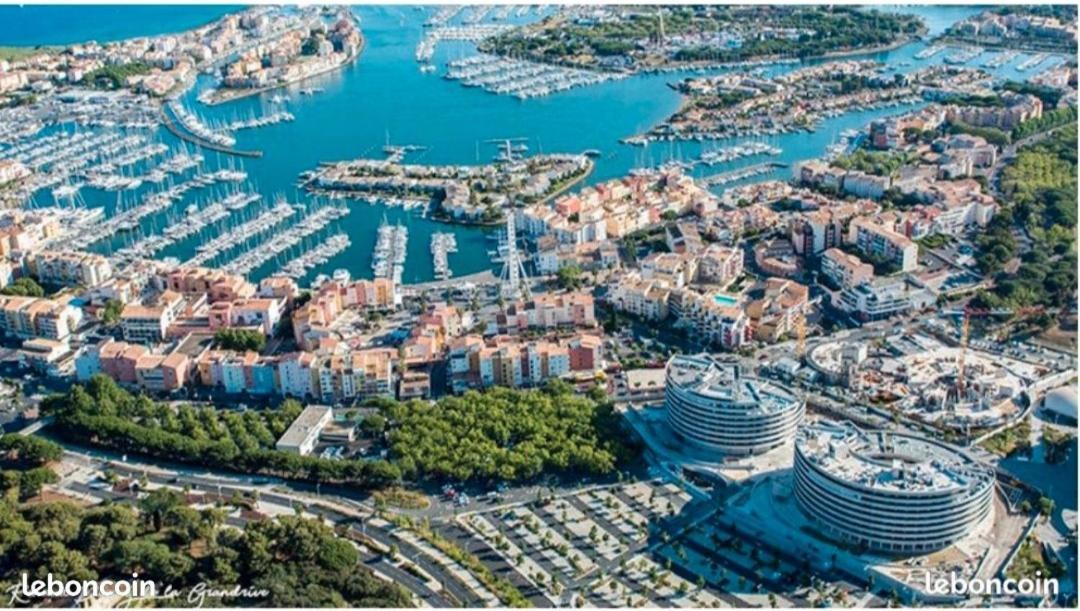 Cap D'Agde Port Lano T2 Clim, Piscine, Tennis Et Parking Exteriér fotografie
